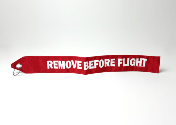 Remove before flight streamer rojo